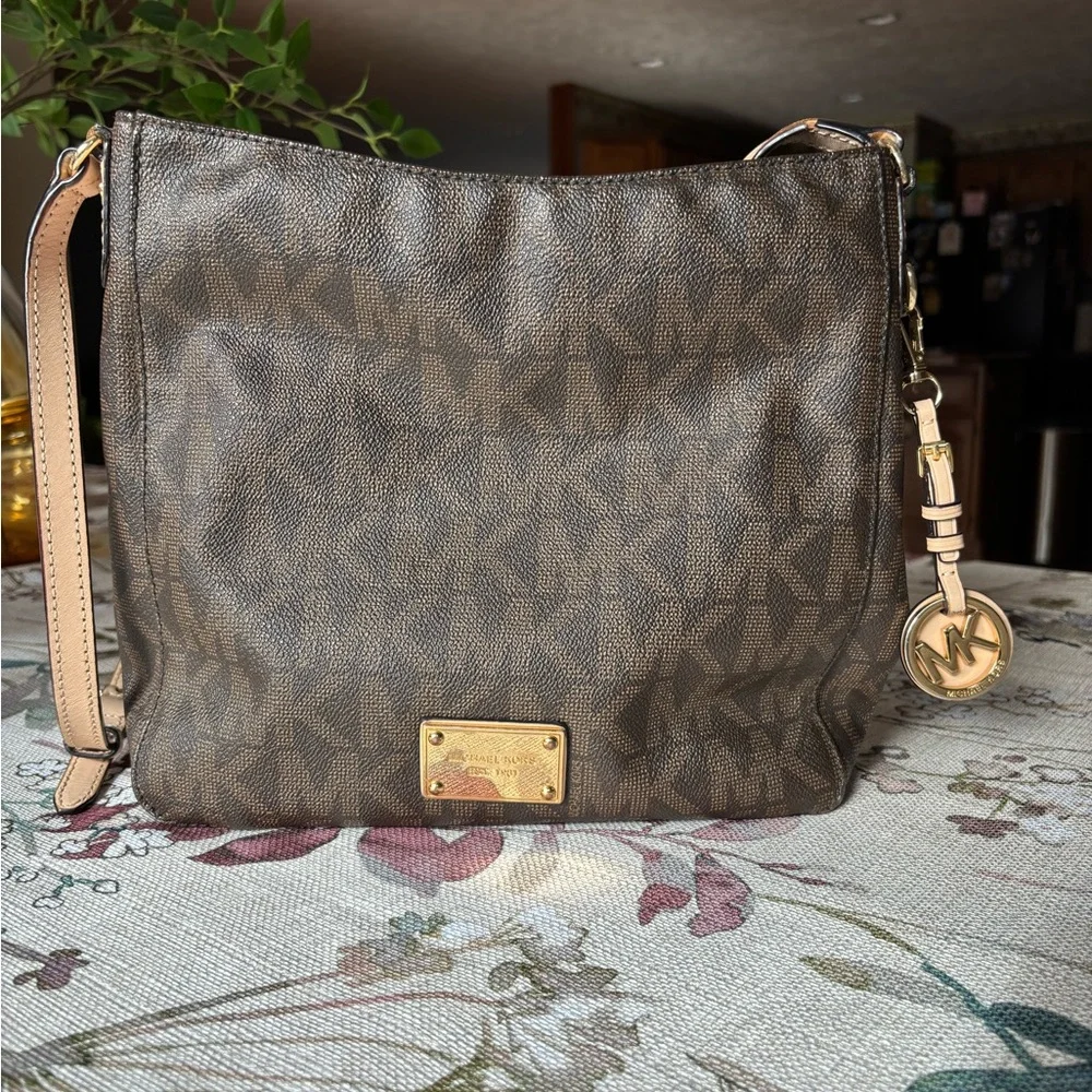 Michael Kors Dark Brown Monogram Shoulder Bag - Picture 1 of 6